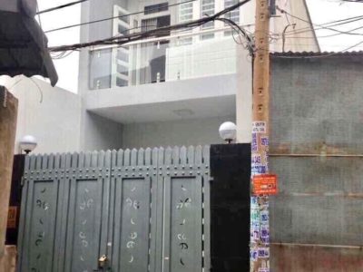 "Nhà diện tích khủng giá rẻ bèo Dt : 4m x20m đúc 1 tấm Sh 80m Ngay trug tâm p14 gần chung cư Khang Gia, siêu thị emart2 "