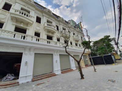Bán nhà phố mặt tiền Nguyễn Văn Yến, quận Tân phú, cách Aeon Tân Phú 10p đi xe
