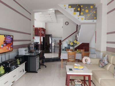 Bán nhà HXH cách MT 50M Đường Nguyên Hồng, P.11 Bình Thạnh